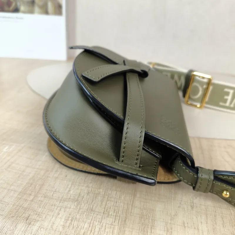 LOEWE Crossbody Bag Gate Dual Green Calfskin Mini 21 × 9.5 × 12.5 cm — detail view 2 of 12