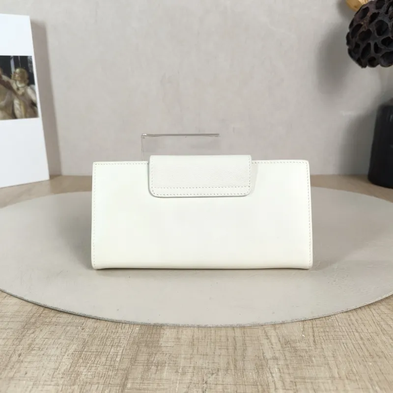 FERRAGAMO Wallet Wallet White Calfskin 18 × 2 × 9 cm — cover view 2 of 4