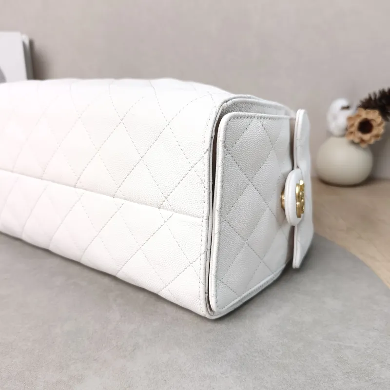Chanel Shoulder Bag 25Bag White Grained Calfskin Small 26 × 14 × 30 cm — detail view 11 of 11