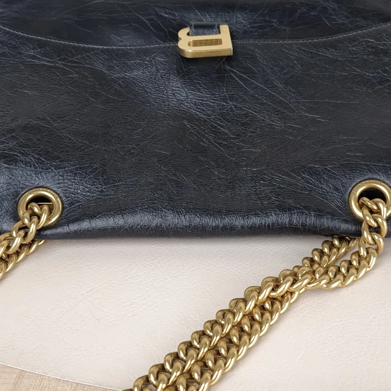 BALENCIAGA Shoulder Bag CRUSH Chain Bag Black CC alfskin Medium30 × 13 × 20 cm — detail view 3 of 12