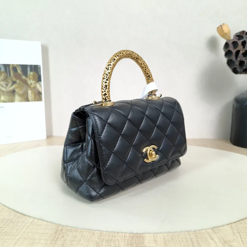Chanel Top Handle Bag22a Coco HandleBlack CC alfskinmini19 × 9 × 13 cm — cover view 2 of 5