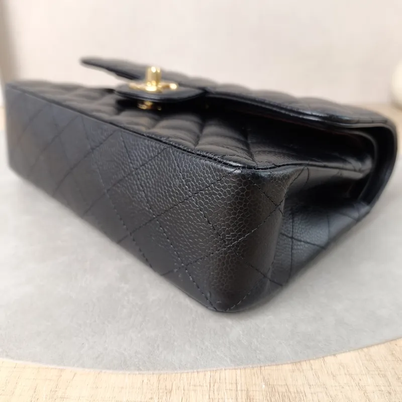 Chanel Crossbody Bag Classic Flap CF Black Grained Calfskin Small 23 × 6 × 14.5 cm — detail view 3 of 12