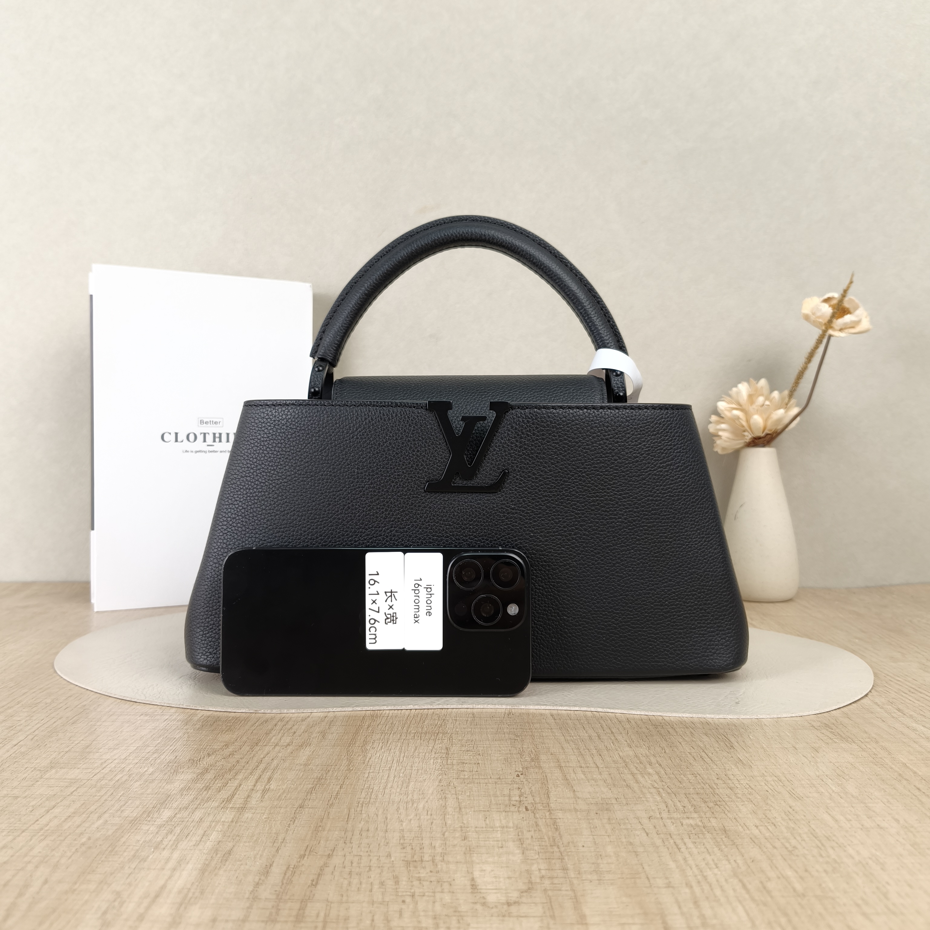 Louis Vuitton Top Handle Bag Capucines East West Black Calfskin Medium33 × 9 × 19 cm — cover view 3 of 5