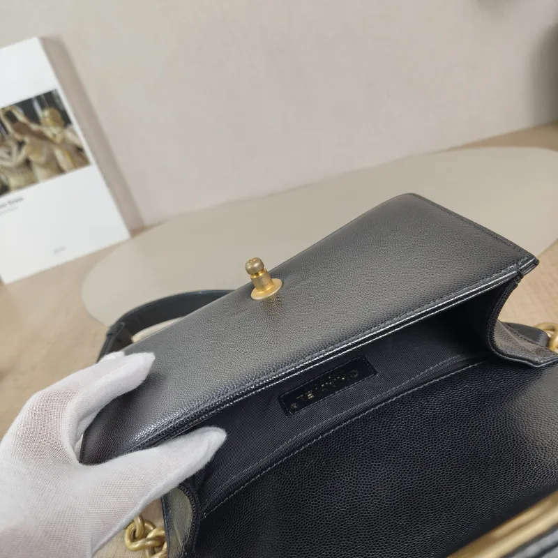 Chanel Crossbody Bag Le Boy​ Black Grained Calfskin Small 20.5 × 8.5 × 12 cm 25 — detail view 2 of 11