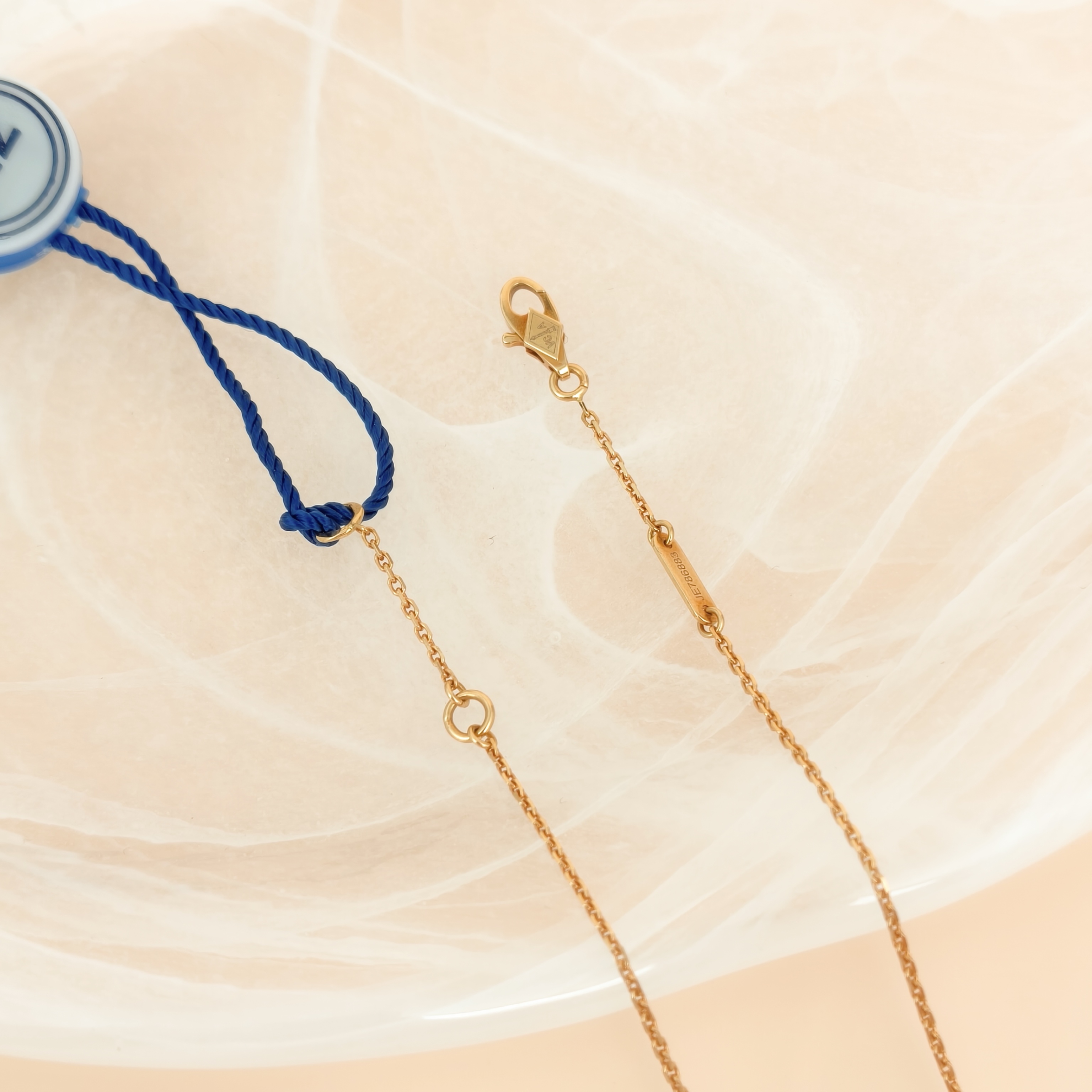 Van Cleef & Arpels Necklace Alhambra Pearl · White Mother-of-Pearl18KY ellow Gold Sweet Mini40cm — cover view 2 of 10