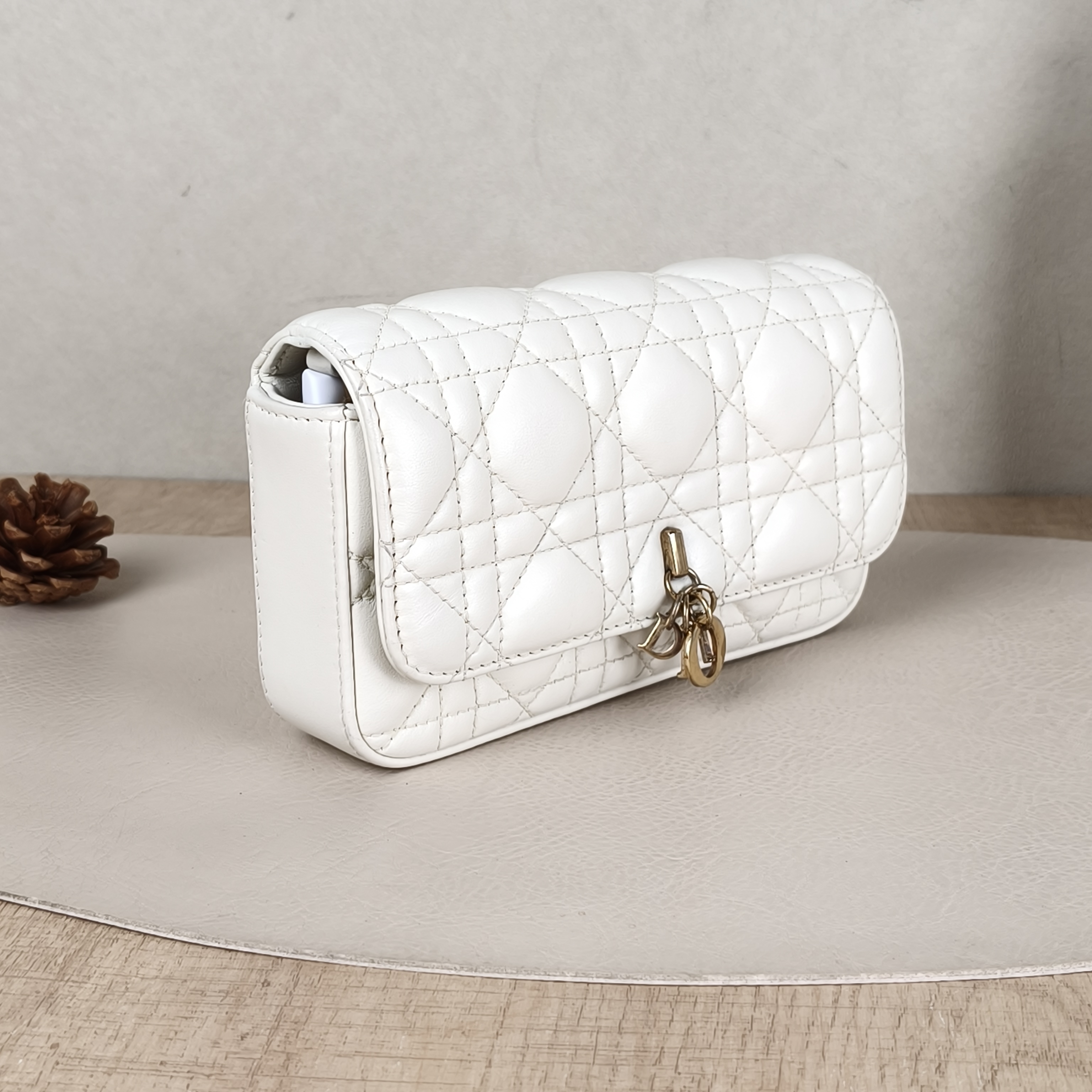 DIOR Crossbody Bag My Chain Bag White Lambskin18 × 3.5 × 10 cm — cover view 3 of 5