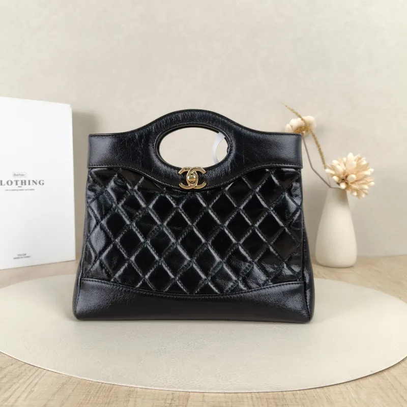 Chanel Shoulder Bag31Bag Black Waxed Leather Calfskinmini23 × 5.5 × 22 cm