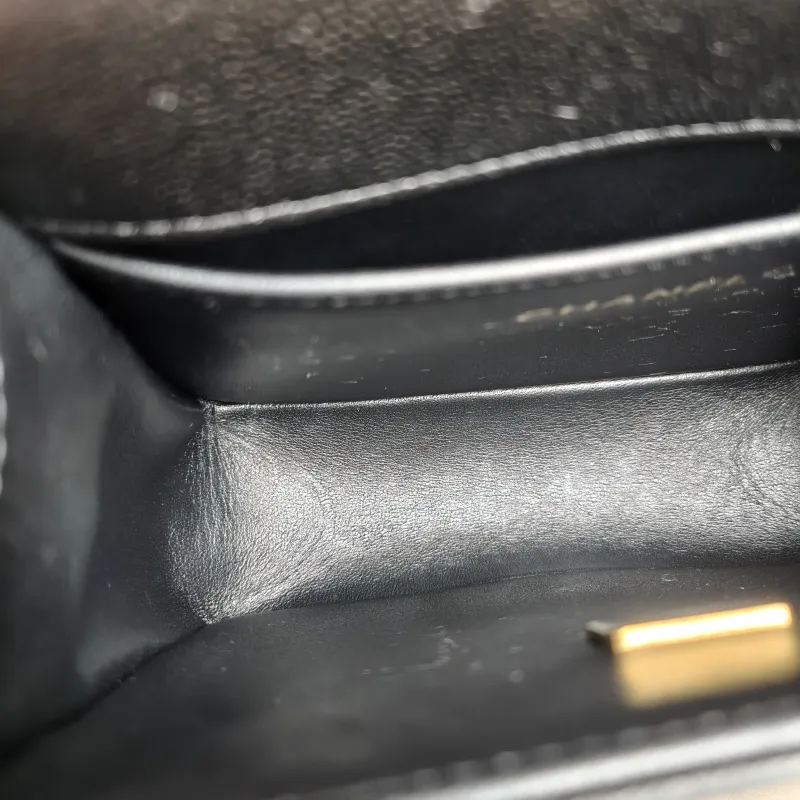 Chanel Crossbody Bag Le Boy​Black Calfskinmini18 × 8.5 × 16 cm — detail view 12 of 12