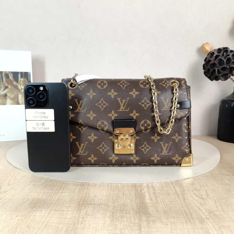 Louis Vuitton Shoulder Bag Trunkie Box Chain Bag Monogram PVC Large 27 × 8 × 16 cm — cover view 2 of 6