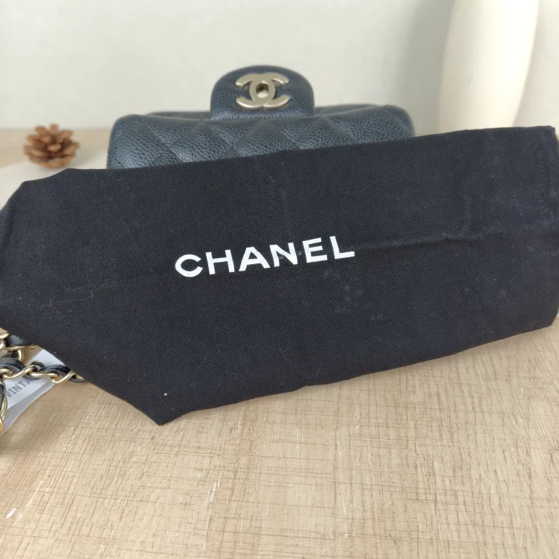 Chanel Crossbody Bag Classic Flap Mini CF Mini Black Grained Calfskin17 × 8 × 13.5 cm — detail view 7 of 14