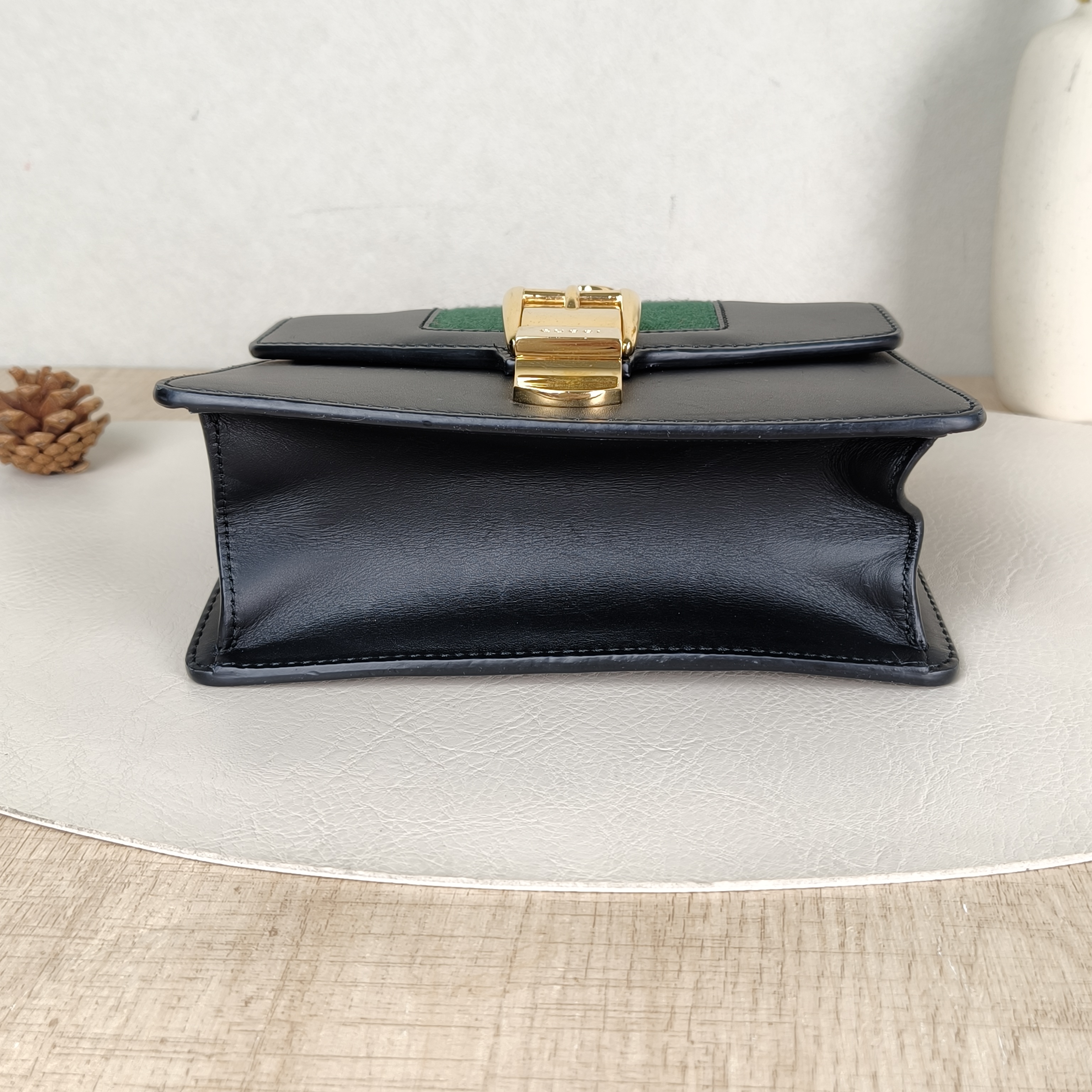 GUCCI Shoulder Bag Sylvie Shoulder Strap Edition Black CC alfskinmini19 × 8 × 14 cm — cover view 2 of 5