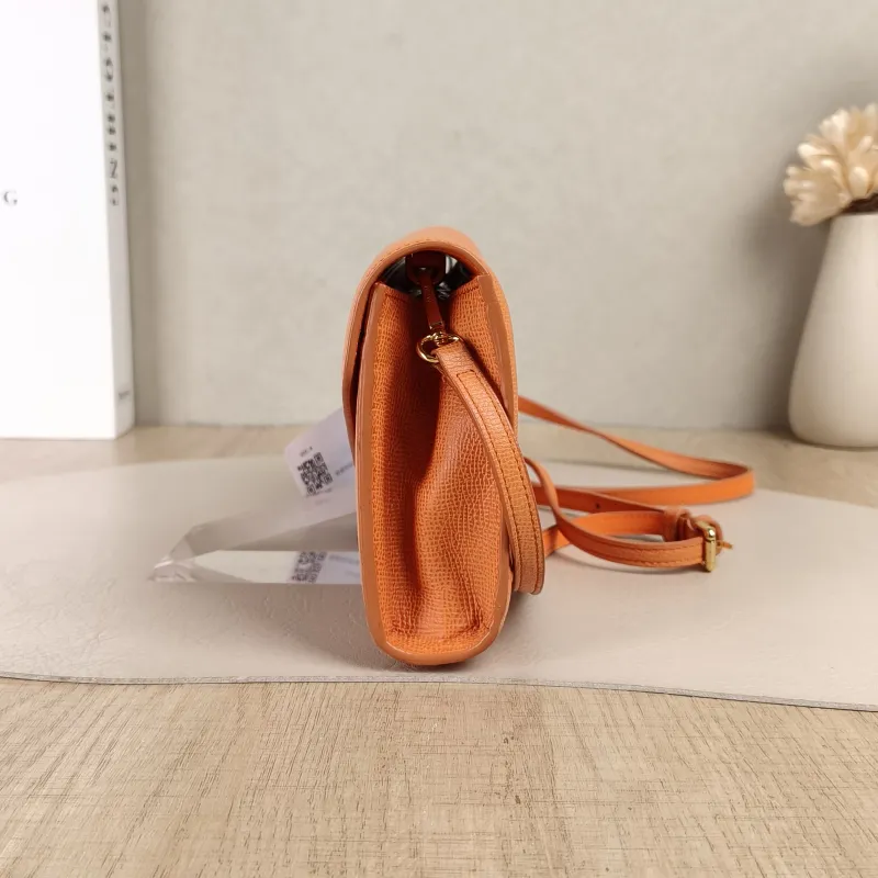 MCM Crossbody Bag Crossbody Bag Calfskin One Size20.5 × 3 × 12 cm — detail view 2 of 14