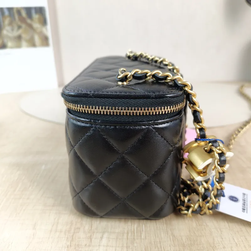 Chanel Crossbody Bag C Edition Black Lambskin One Size 16 × 8 × 9.5 cm — detail view 13 of 14