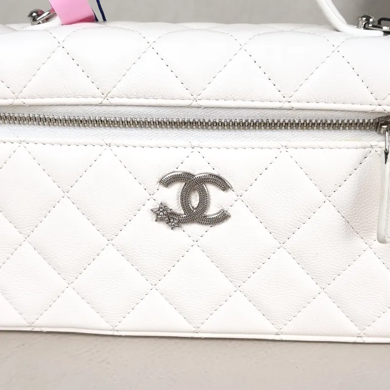 Chanel Crossbody Bag lp Box Bag Top Handle Crossbody Bag White Calfskin One Size 19.5 × 5 × 17 cm — detail view 10 of 13