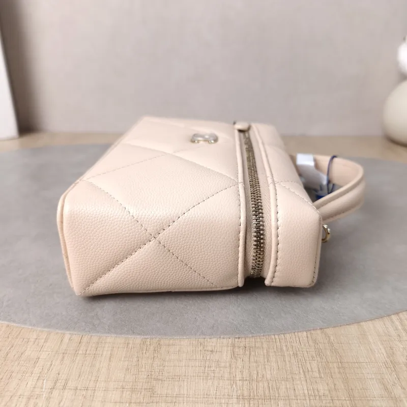 Chanel Crossbody Bag lp Box Bag Top Handle Crossbody Bag Beige Grained Calfskin One Size 19.5 × 5 × 17 cm — detail view 8 of 15