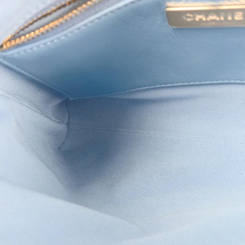 Chanel Crossbody Bag 31Bag Navy Blue Mini 23 × 5.5 × 22 cm — detail view 3 of 14