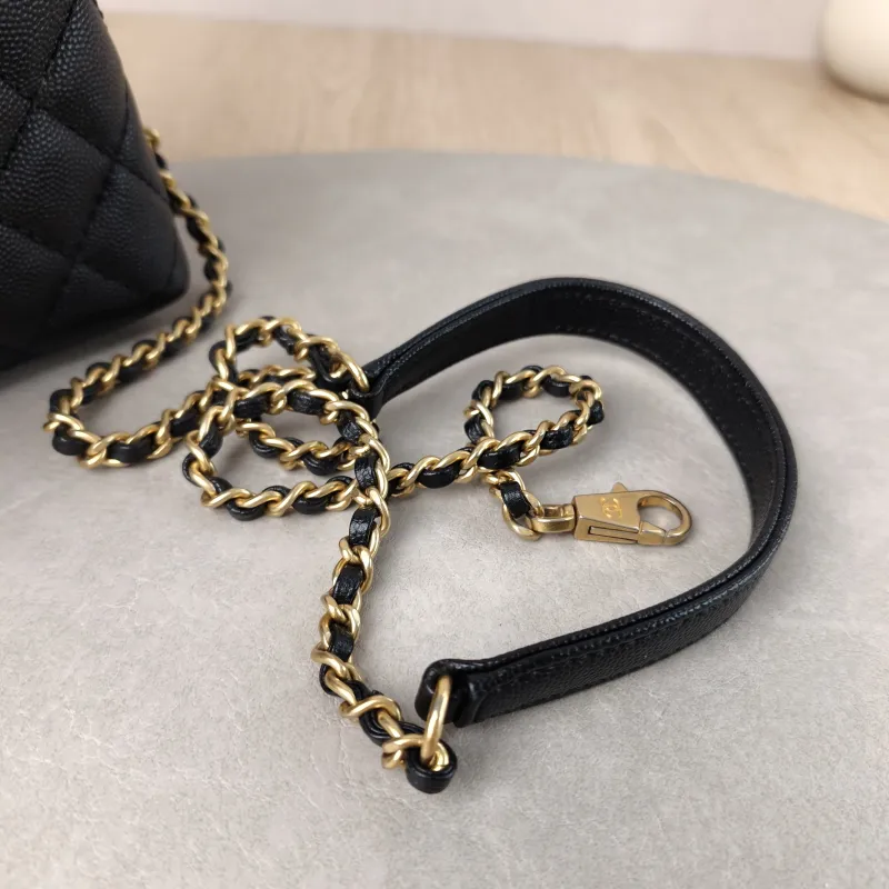 Chanel Top Handle Bag Coco Handle​ Black Grained Calfskin Small 24 × 10 × 14 cm 25 — detail view 7 of 14