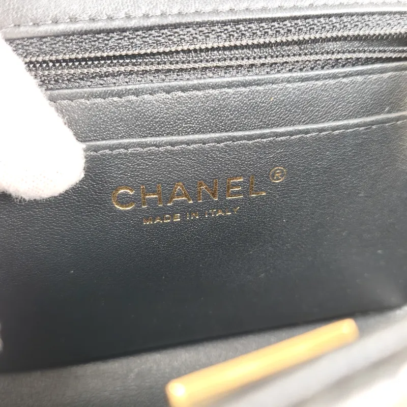 Chanel Crossbody Bag Classic Flap Mini CF Mini Black SL ambskin Mini 17 × 8 × 13.5 cm — detail view 1 of 13