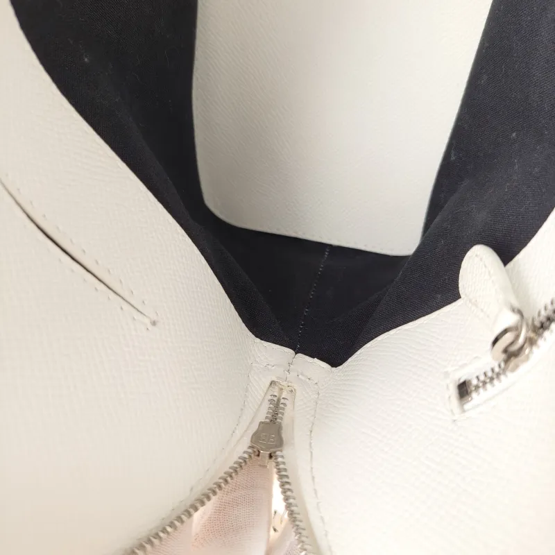 BALENCIAGA Top Handle Bag Ville Dome Bag White Calfskin Small26 × 11 × 22 cm — detail view 7 of 13