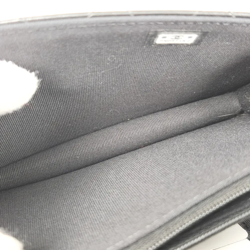 Chanel Crossbody Bag woc Black Lambskin 19 × 4 × 11.5 cm — detail view 8 of 14