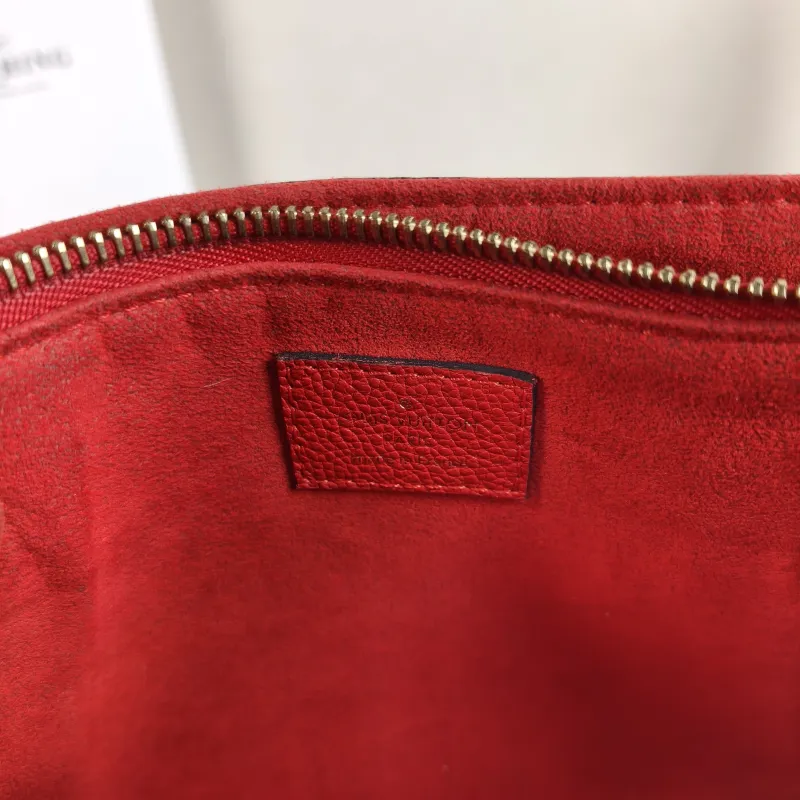 Louis Vuitton Crossbody Bag Surène BB Chain Bag Red Monogram PVC · Calfskin BB 24 × 11 × 17 cm — detail view 2 of 11