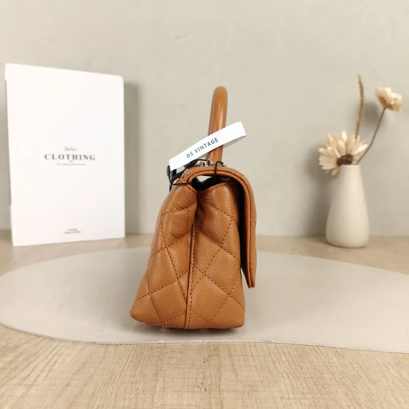 Chanel Crossbody Bag Coco Handle​ Grained Calfskinmini19 × 9 × 13 cm — detail view 7 of 12