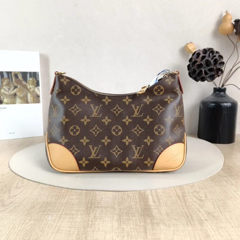 Louis Vuitton Crossbody Bag Boulogne PVC Small 26 × 9.5 × 16 cm Shoulder Strap — cover view 4 of 5