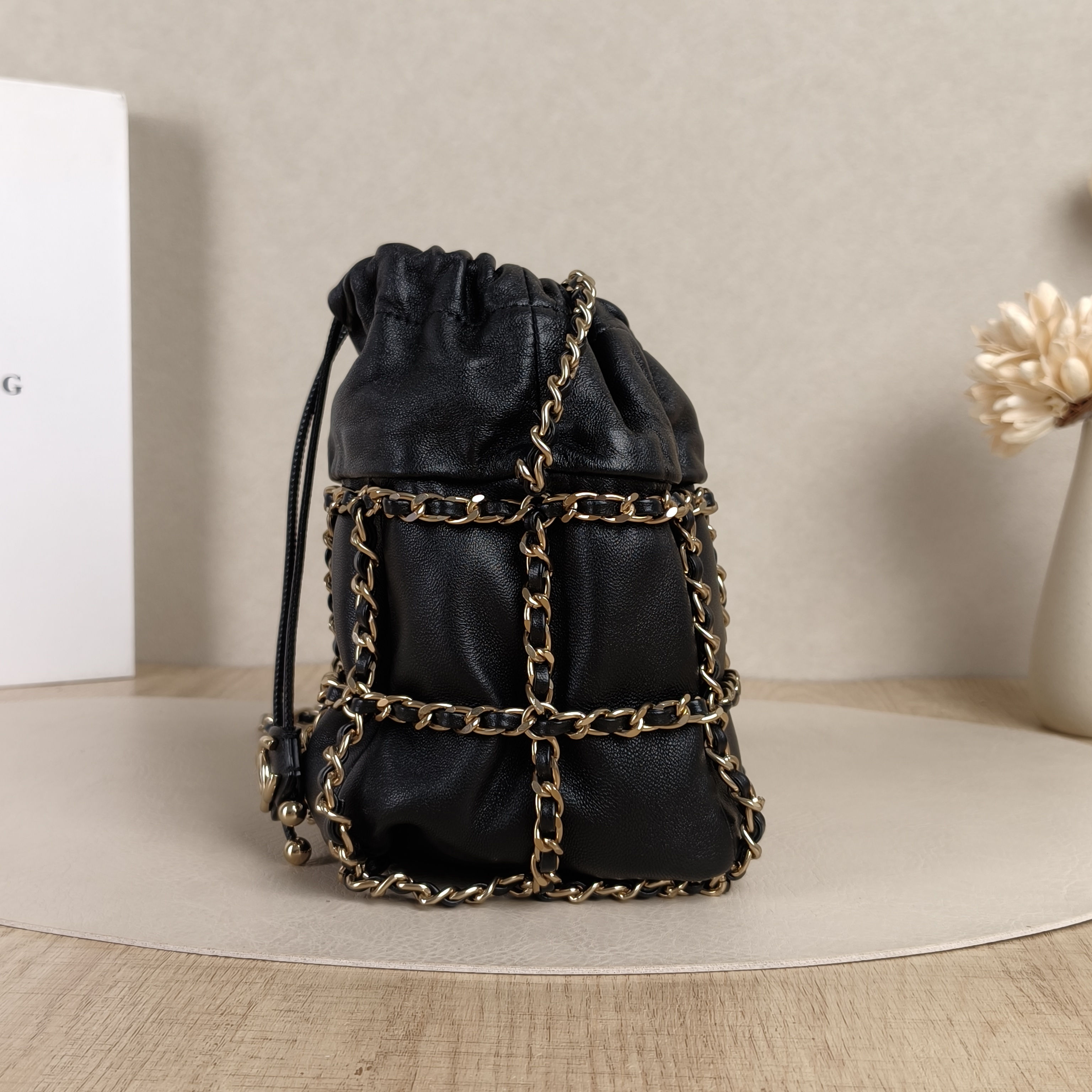 Chanel Crossbody Bag Crossbody Bag Black Lambskin One Size10 × 10 × 14 cm — cover view 6 of 8