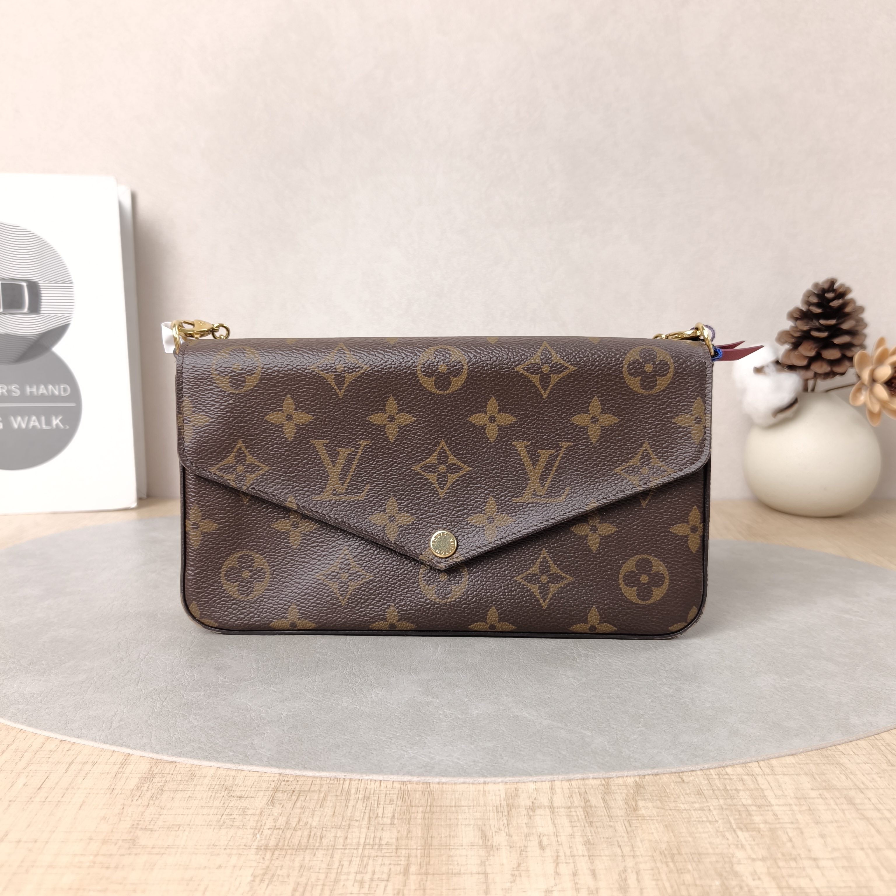 Louis Vuitton Crossbody Bag Pochette Félicie Monogram PVC Small21 × 3 × 12 cm