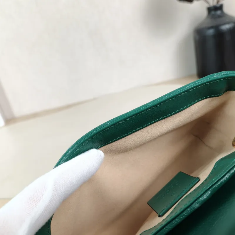 GUCCI Crossbody Bag GG Marmont Mini Marmont Mini Green Calfskinmini16.5 × 4.5 × 9.5 cm — detail view 2 of 13