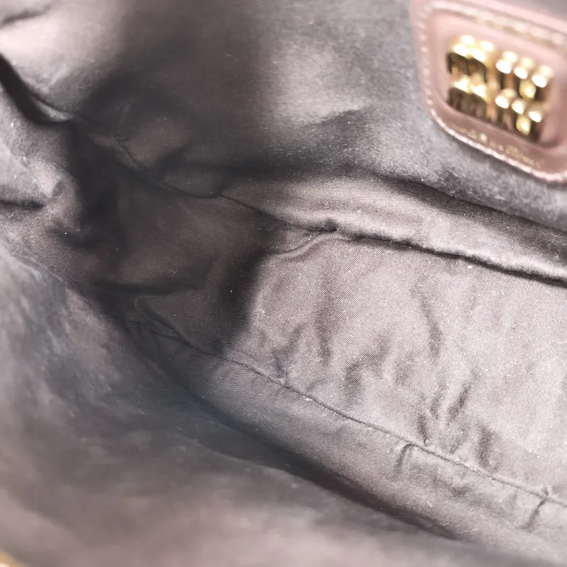 Miumiu Shoulder Bag Wander Hobo Calfskin Small 20 × 6 × 17 cm — detail view 6 of 13