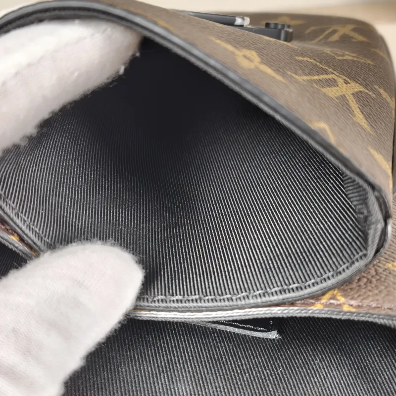 Louis Vuitton Crossbody Bag S-Lock Vertical Box Monogram PV Cmini12 × 7 × 19 cm — detail view 11 of 11