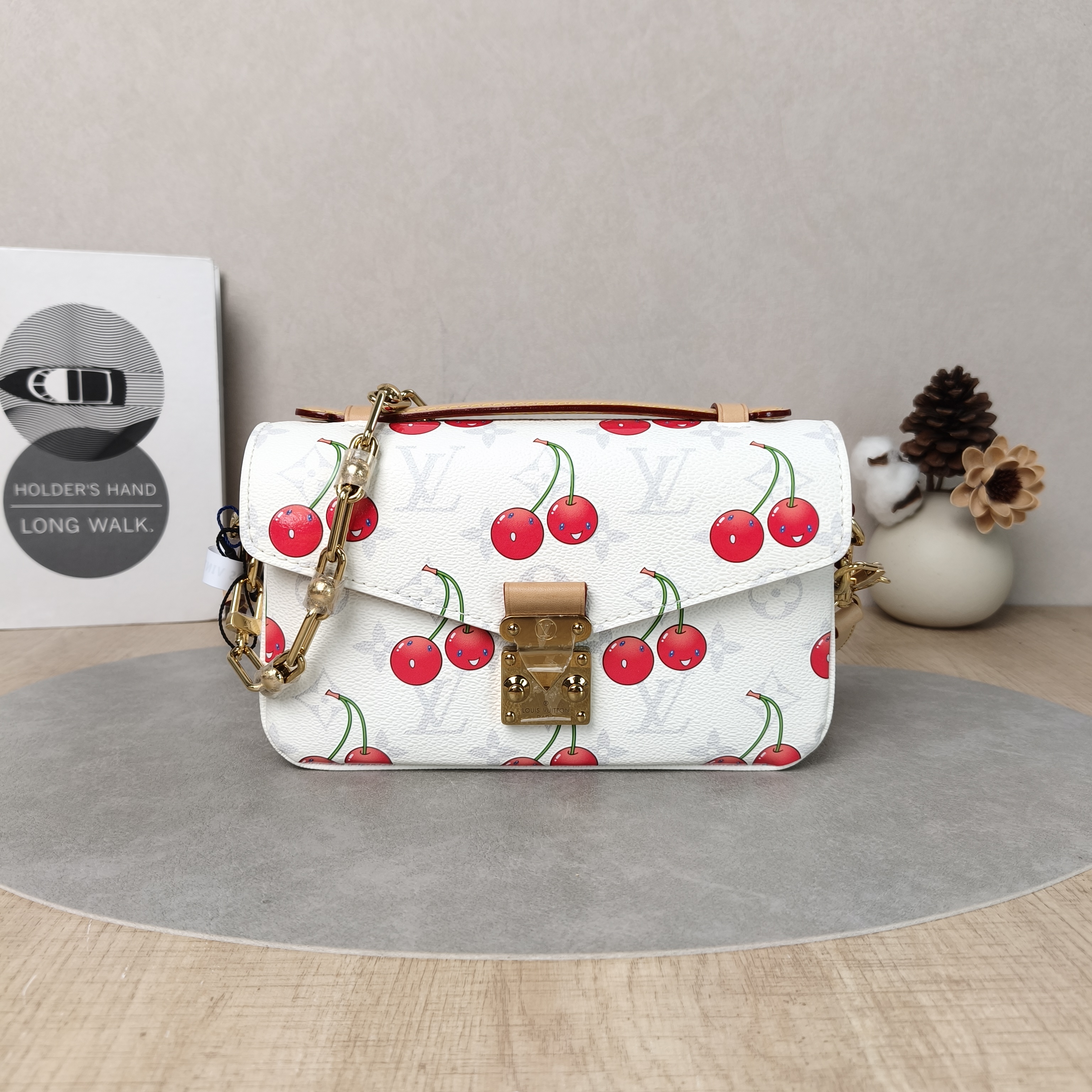 Louis Vuitton Crossbody Bag Pochette Métis East West White · PVC Small21.5 × 6 × 13.5 cm
