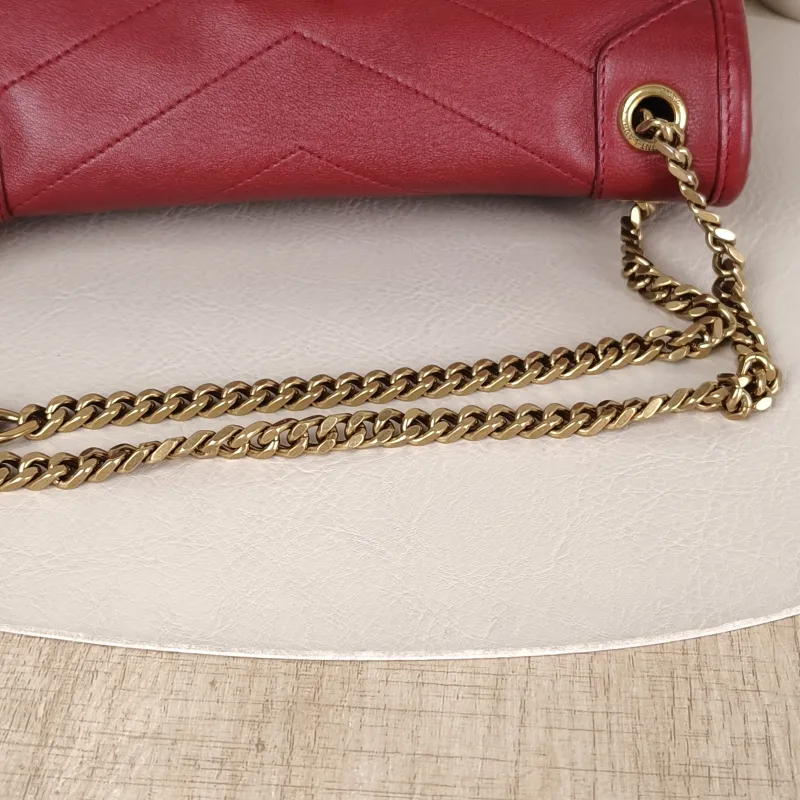 SAINT LAURENT Crossbody Bag Niki Red D Lambskin Small21 × 7.5 × 16 cm — detail view 6 of 13