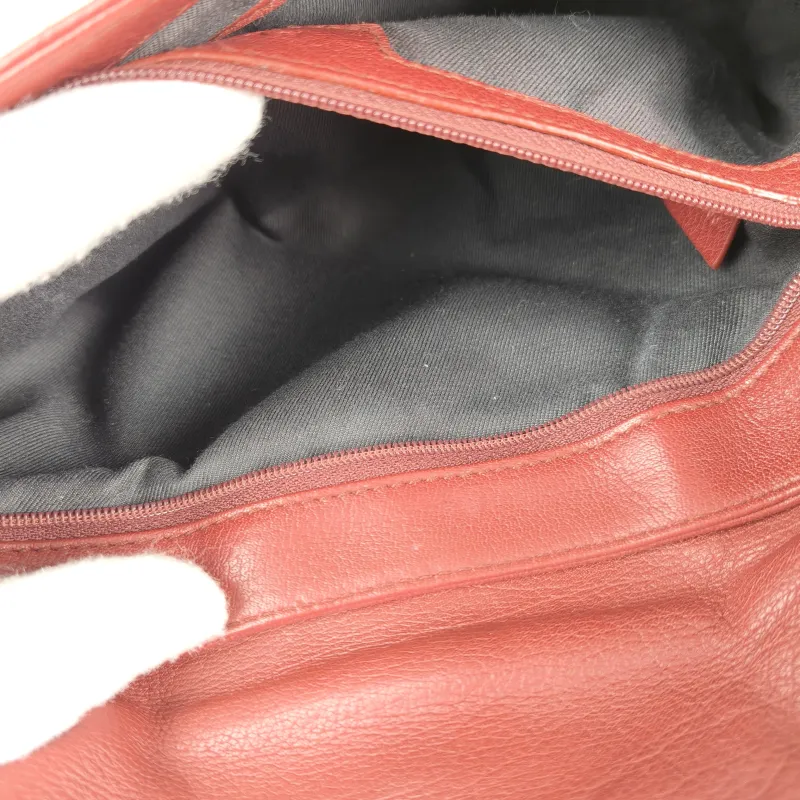 Bvlgari Top Handle Bag Vintage Crossbody Bag Burgundy Calfskin One Size30 × 6 × 17 cm — detail view 4 of 13