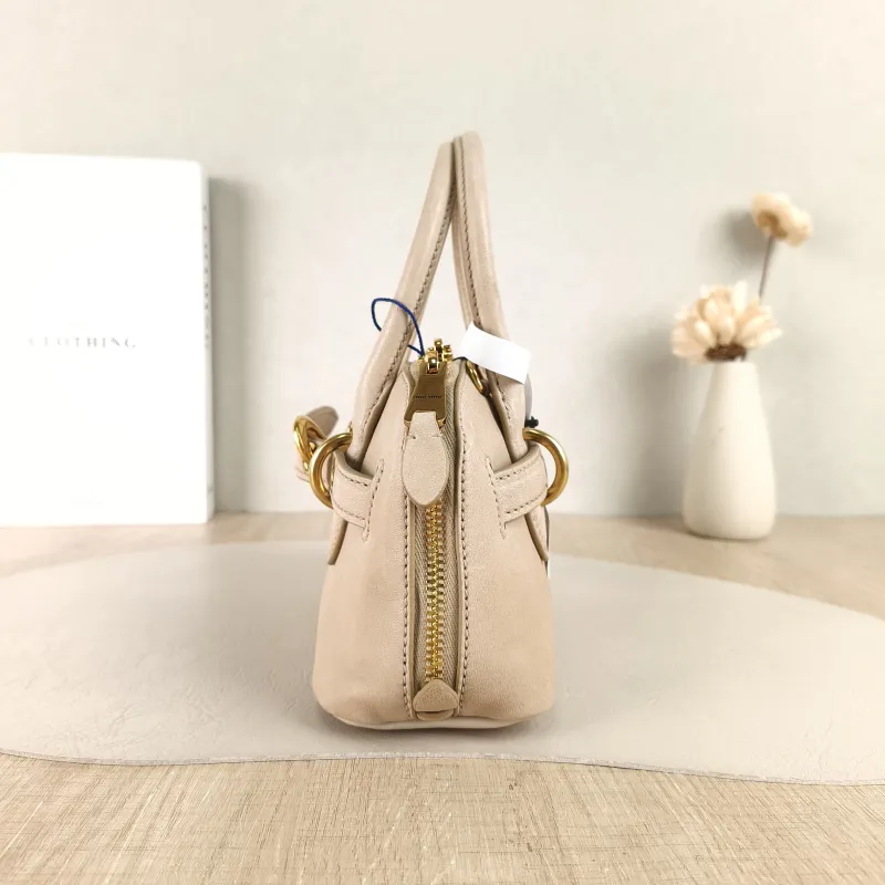 Miumiu Top Handle Bag Aventure Top Handle Bag Lambskin One Size 21 × 8 × 13.2 cm — detail view 1 of 11