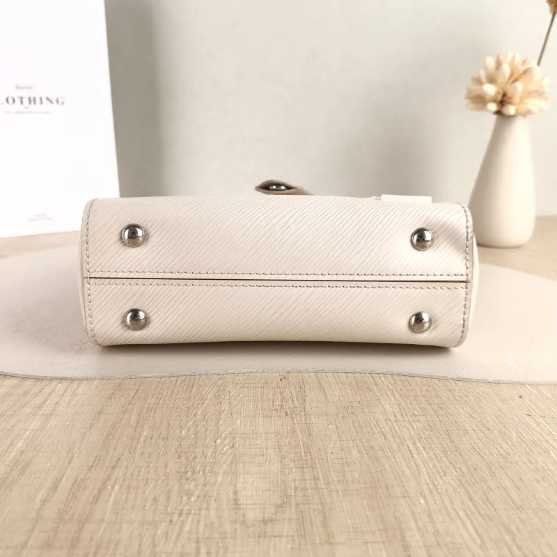 Louis Vuitton Crossbody Bag CLUNY White Epi Embossed Calfskin Mini 20 × 7.5 × 16 cm — cover view 4 of 5