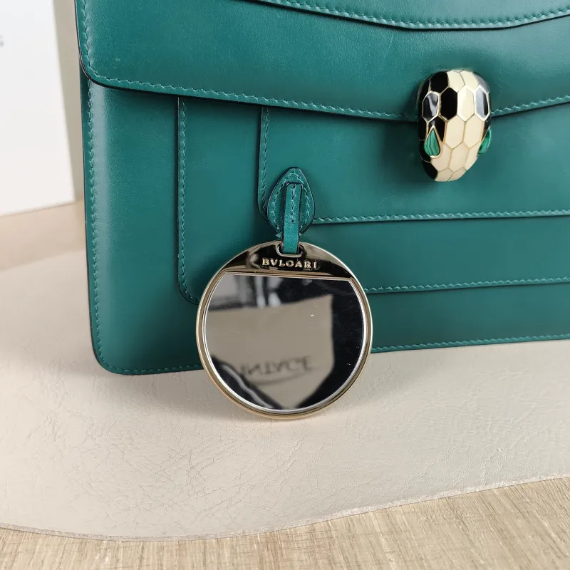 Bvlgari Crossbody Bag Serpenti Forever Collection Crossbody Bag Green Calfskin Medium 28 × 7.5 × 19 cm — detail view 12 of 12