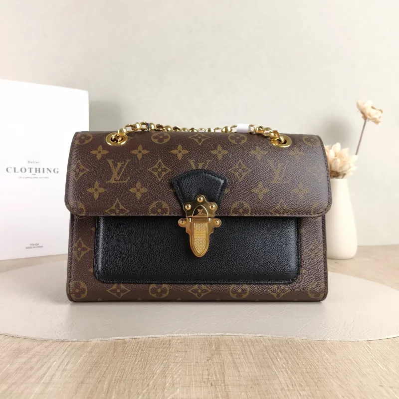 Louis Vuitton Crossbody Bag VICTOIRE Monogram PVC 27 × 10 × 17 cm