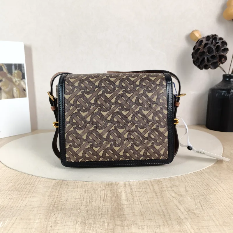 BURBERRY Shoulder Bag Shoulder Bag Brown Canvas One Size 19.5 × 7.5 × 16 cm — cover view 4 of 5