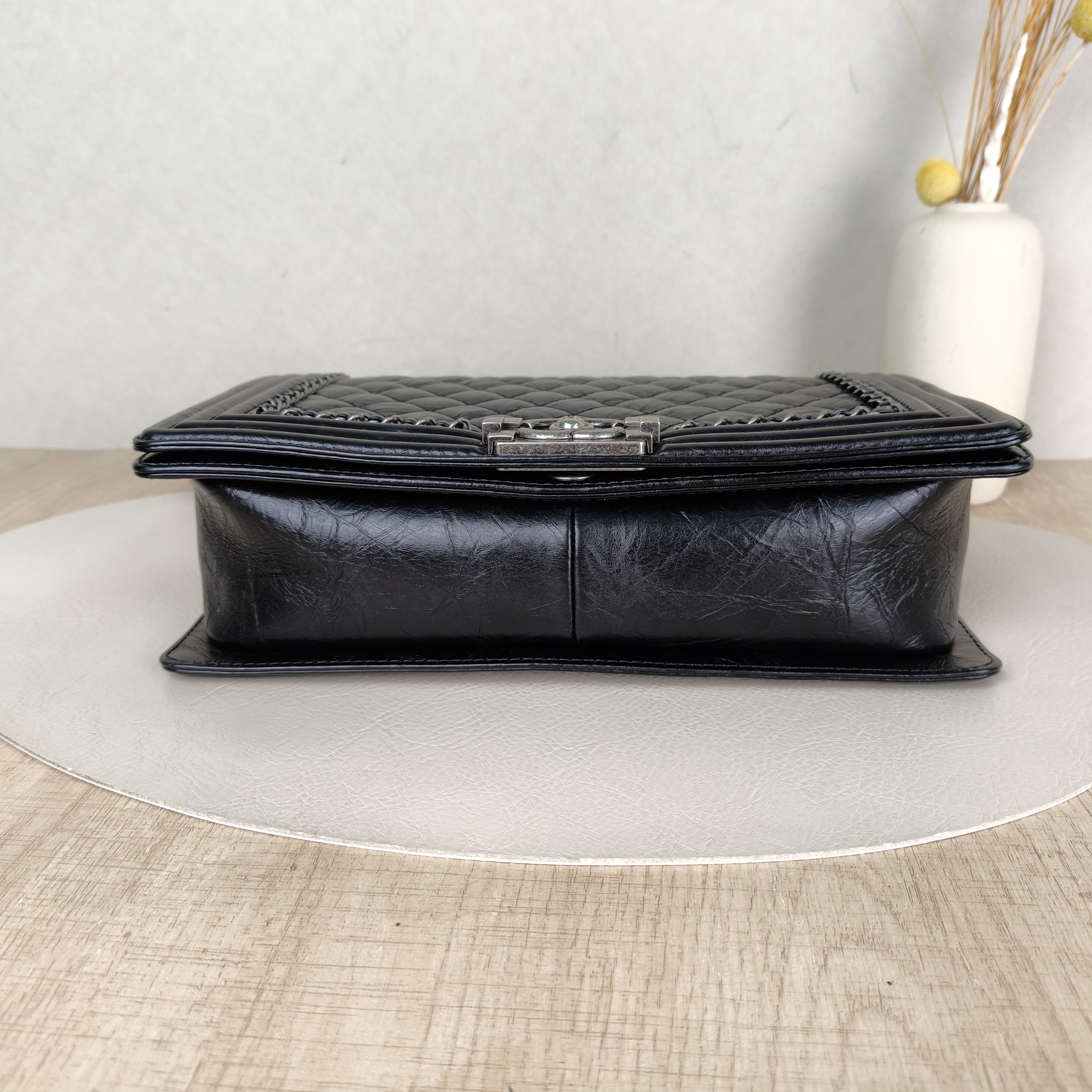 Chanel Crossbody Bag Le BoyBlack Calfskin Large28 × 7.5 × 17.5 cm — cover view 4 of 6