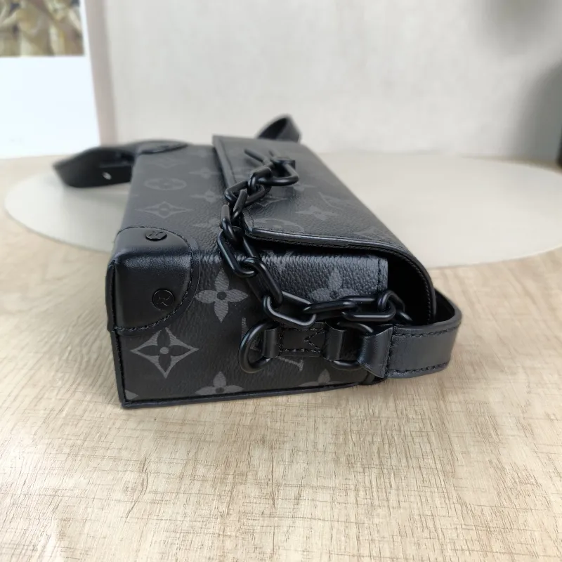 Louis Vuitton Crossbody Bag Steamer Box Monogram PV Cmini18 × 6.5 × 11 cm — detail view 5 of 13