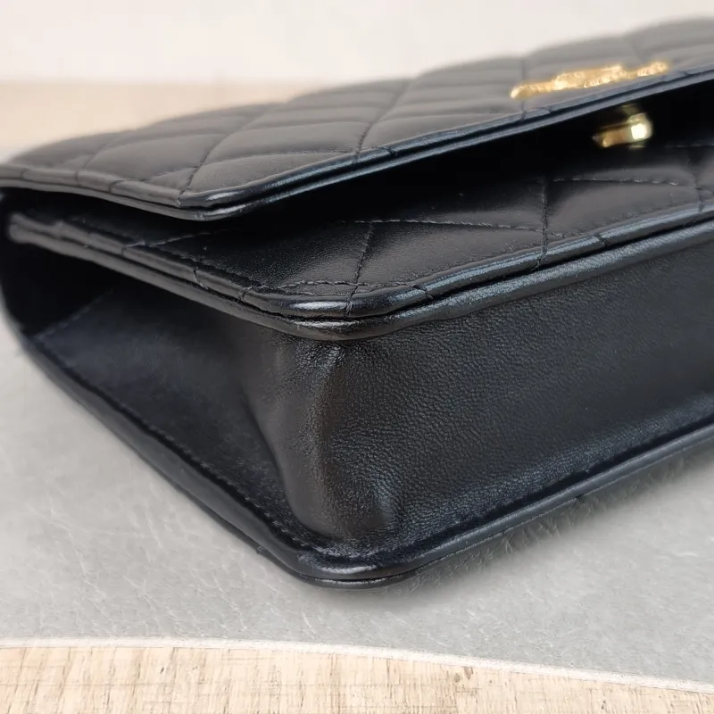 Chanel Crossbody Bag Classic Flap WOC CF WOCWOC Bag Black Grained Calfskin Mini 19.2 × 3.5 × 12.3 cm — detail view 2 of 13