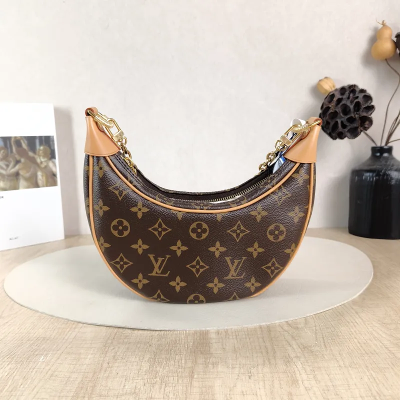 Louis Vuitton Crossbody Bag Loop Monogram PVC Small 23 × 6 × 13 cm — cover view 2 of 6
