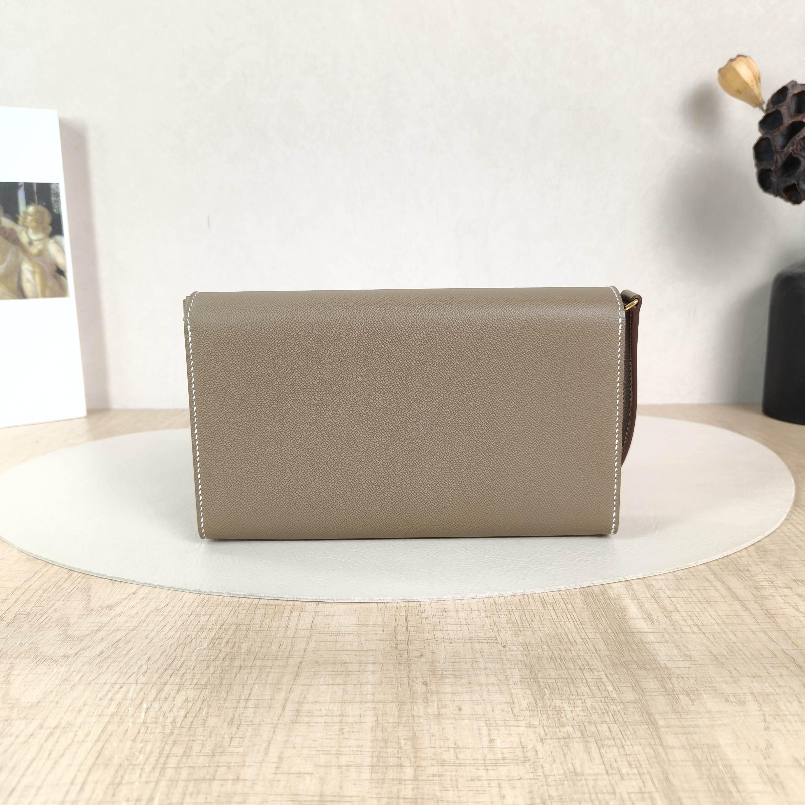 Hermès Crossbody Bag Charniere To Go woc Madame Calfskin One Size20.2 × 3.5 × 11.5 cm — cover view 2 of 5