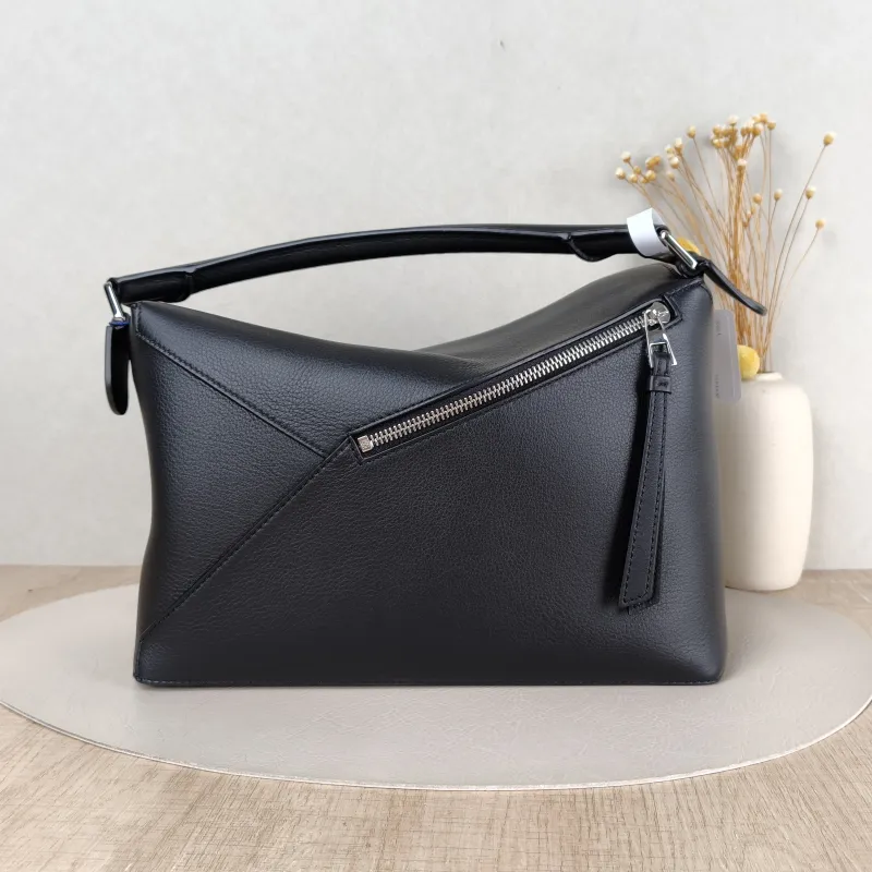 LOEWE Shoulder Bag Puzzle Black CC alfskin Medium 29 × 14 × 19.5 cm — cover view 3 of 5