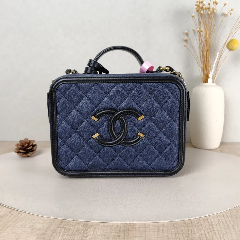 Chanel Crossbody Bag CC Filigree Vanity Cosmetic Bag Blue Black Grained Calfskin Medium 21 × 8 × 16 cm 22