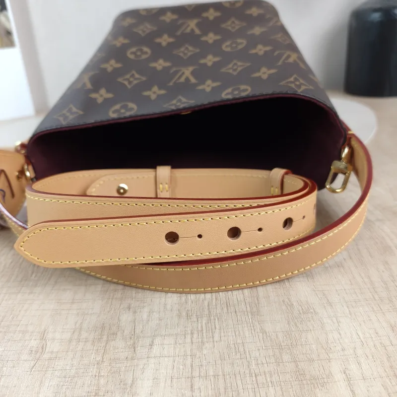 Louis Vuitton Top Handle Bag ALL IN BB Monogram PVC BB 16 × 12 × 18 cm — detail view 10 of 12