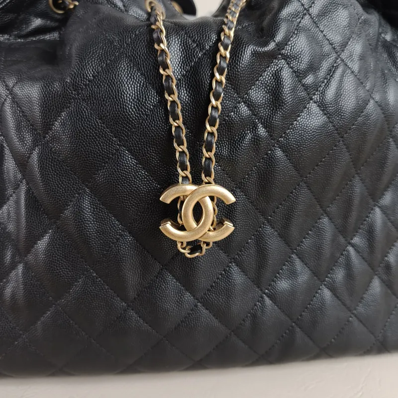 Chanel Shoulder Bag 25Bag Black Grained Calfskin Medium 30 × 15 × 40 cm — detail view 1 of 13