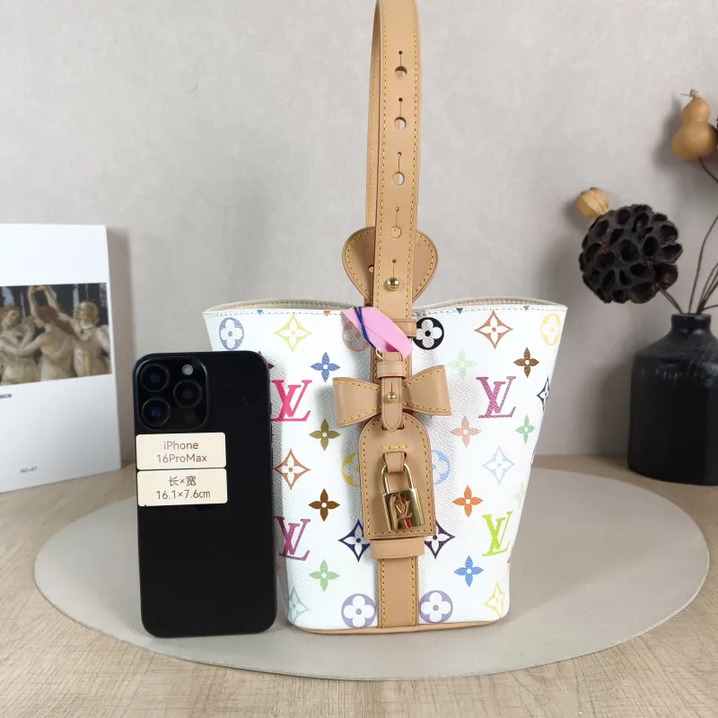 Louis Vuitton Top Handle Bag ALL IN BB Multicolore PVC BB 16 × 12 × 18 cm — cover view 4 of 5